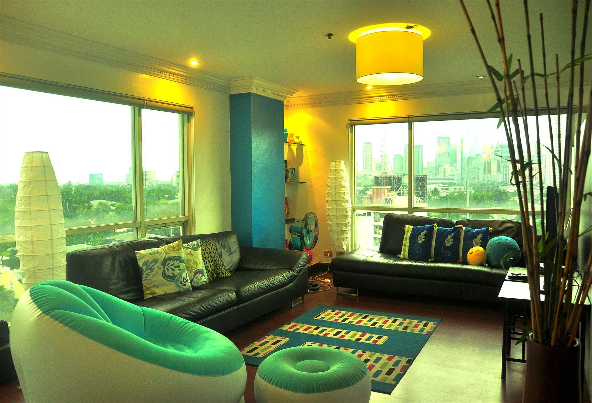 Our Awesome Hostel- Manila Makati City Exterior foto